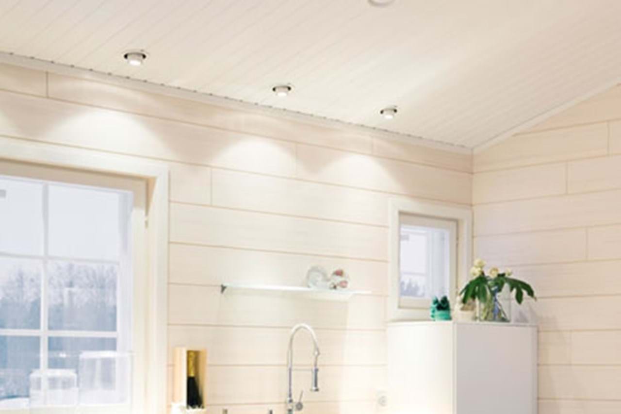 Panel malet hvid med FAXE